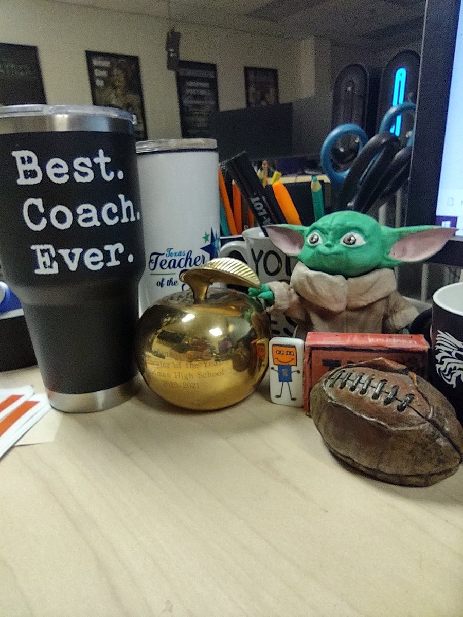 CoachAVTech's tweet photo. Added the #Botjoy to the desktop collection...thanks @sciencenerdjen https://t.co/UzSit1lbrQ