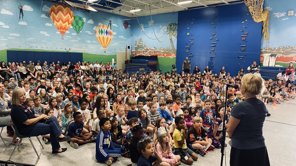 jay_addy33's tweet photo. We had an amazing end of the year assembly recognizing some awesome #WhiteTigers #ItsWorthit https://t.co/WERCjvyKoS