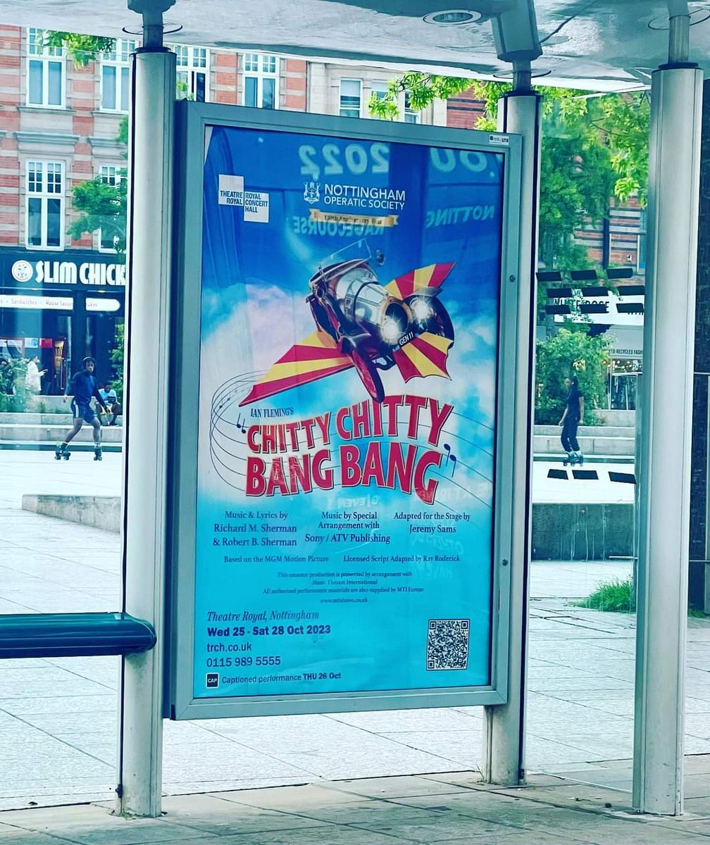 💥💥 Spotted in Old Market Square! Have you seen our tram posters around the city? Thanks to @Adverta_UK @nettram 🎟️ Tickets on sale now @royalnottingham trch.co.uk/whats-on/chitt… Perfect October half term entertainment! 💥💥 🎶 #musicaltheatre #nottingham #chittychittybangbang