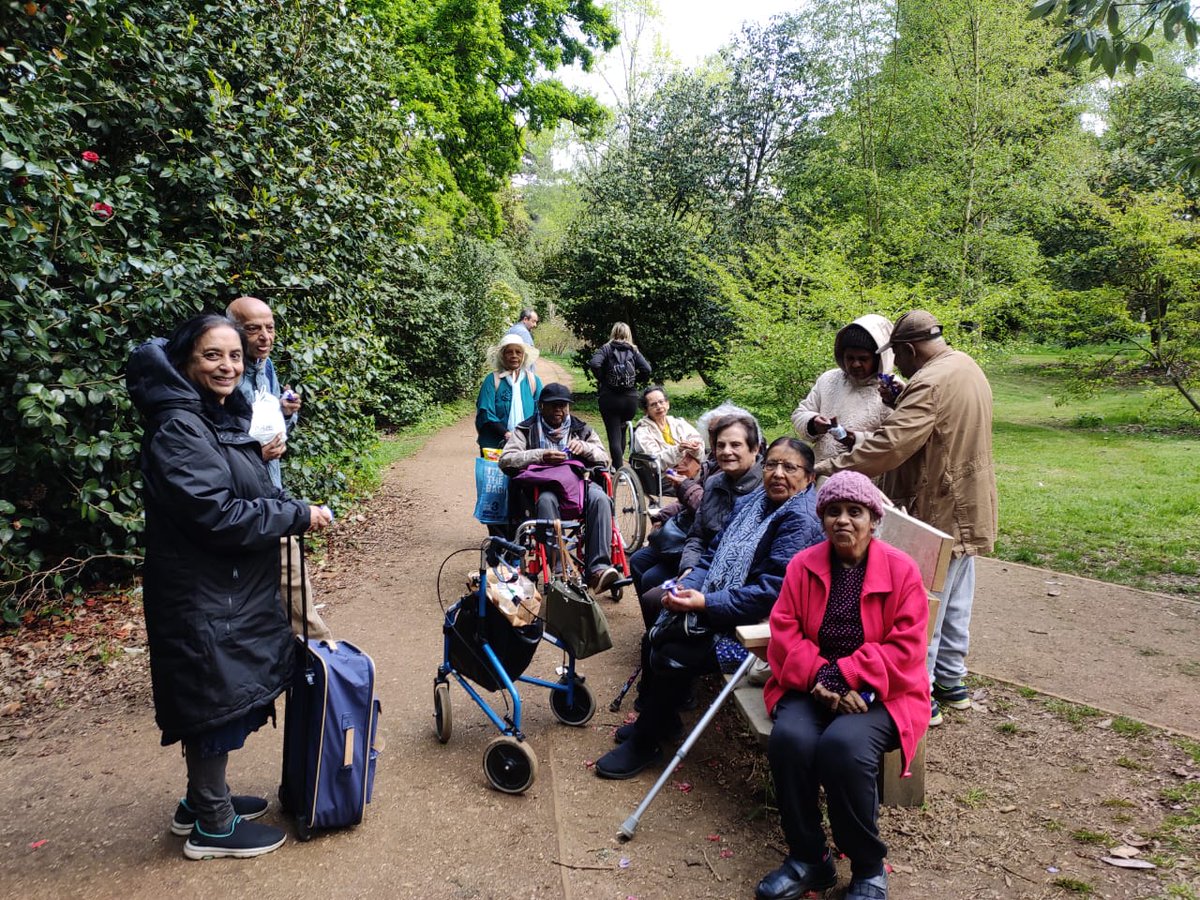 MilaapCentre's tweet image. Outing with members to Isabella plantation #charity #multiculturalfamily #elderlycare #funtime #enjoylife #kingston @RBKingston