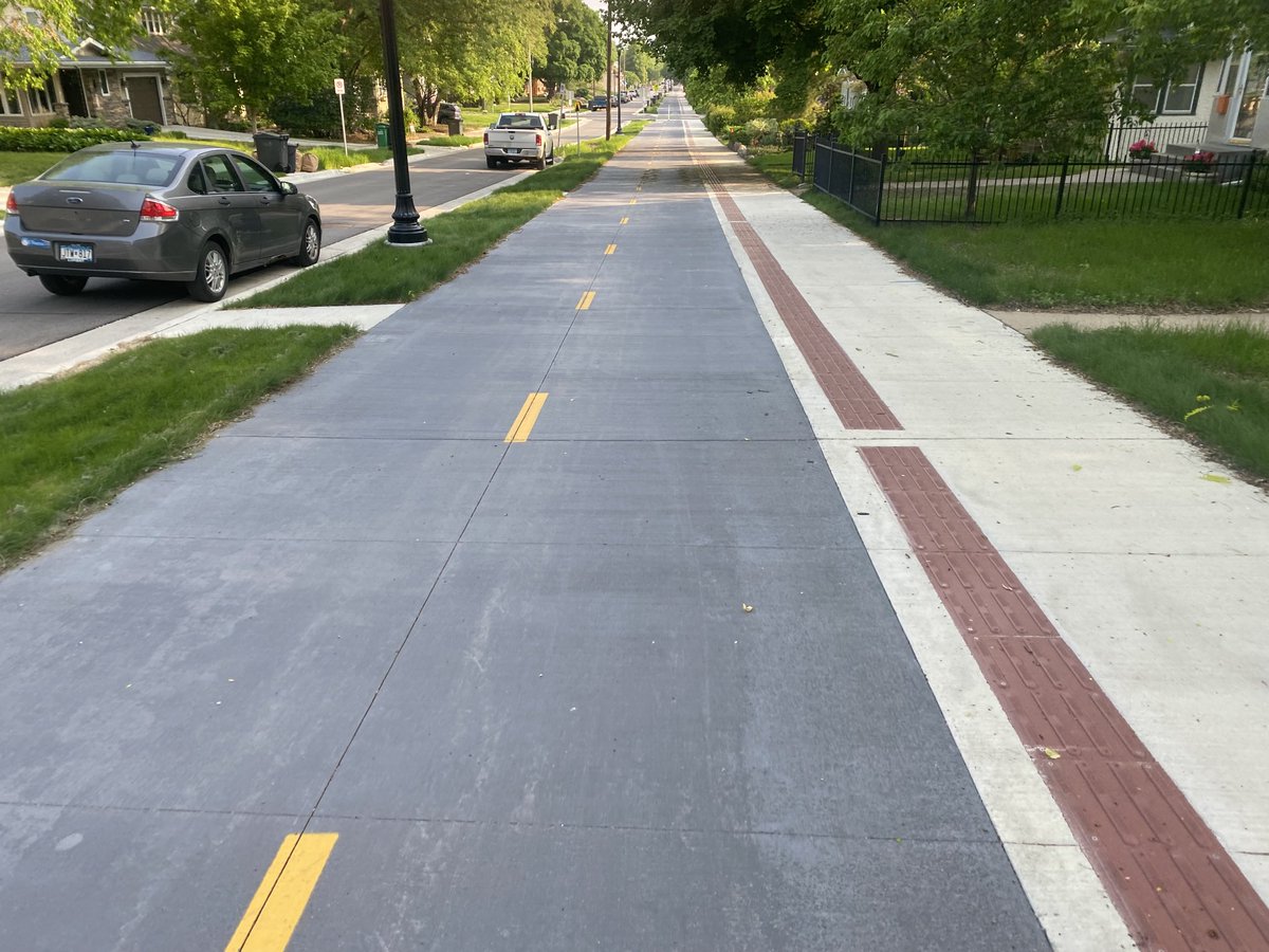 WittenbergJason's tweet photo. First time biking on the reconstructed Bryant Ave S! https://t.co/USSPotk2Pf