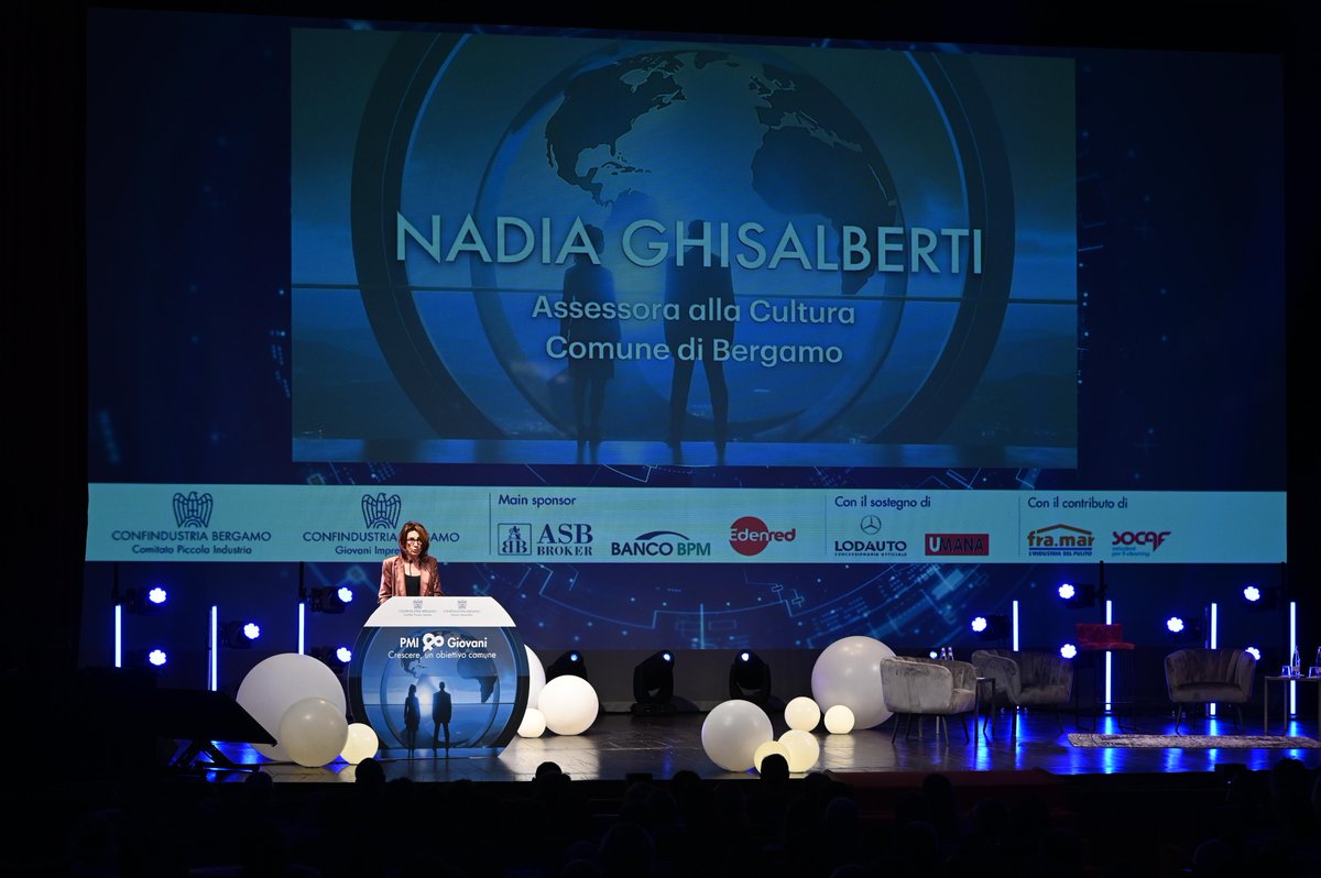 ConfindustriaBG's tweet photo. Al via l’Assemblea di PMI &amp; Giovani Imprenditori. Salgono sul palco per un saluto Nadia Ghisalberti, Assessora alla Cultura del @ComunediBergamo e Giovanna Ricuperati, Presidente #ConfindustriaBG, invitate sul palco dalla moderatrice @LaScordio, giornalista. https://t.co/XzK5kOTAlM