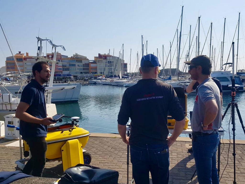 gpaseabots's tweet photo. That's a wrap of our stay in Cap d'Adge, a tourist resort on the Côte Vermeille (#France). We went there to carry out a #bathymetric survey with our #SB100PRO, the most versatile ultra-compact unmanned surface vehicle (#USV) on the market. 🛥️
#aquaticdrones #drones #drone #USVs https://t.co/uxZBWR1gx1