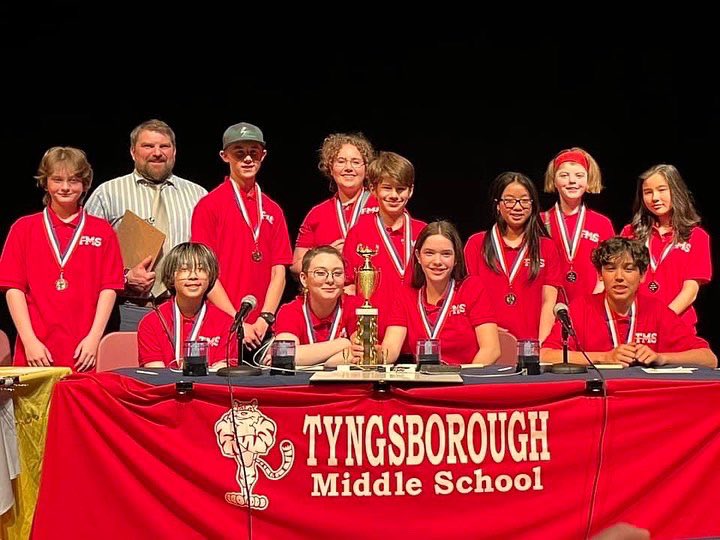 TyngsboroughPS's tweet photo. Amazing job to our TMS Knowledge Bowl team who competed against local districts over the last two nights. Congratulations on all your hard work. #tpsprepares https://t.co/jVpPh2QtEd