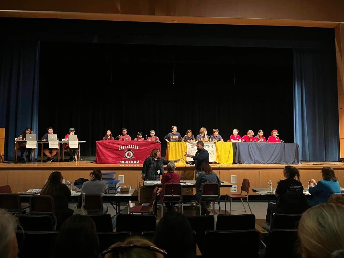 TyngsboroughPS's tweet photo. Amazing job to our TMS Knowledge Bowl team who competed against local districts over the last two nights. Congratulations on all your hard work. #tpsprepares https://t.co/jVpPh2QtEd