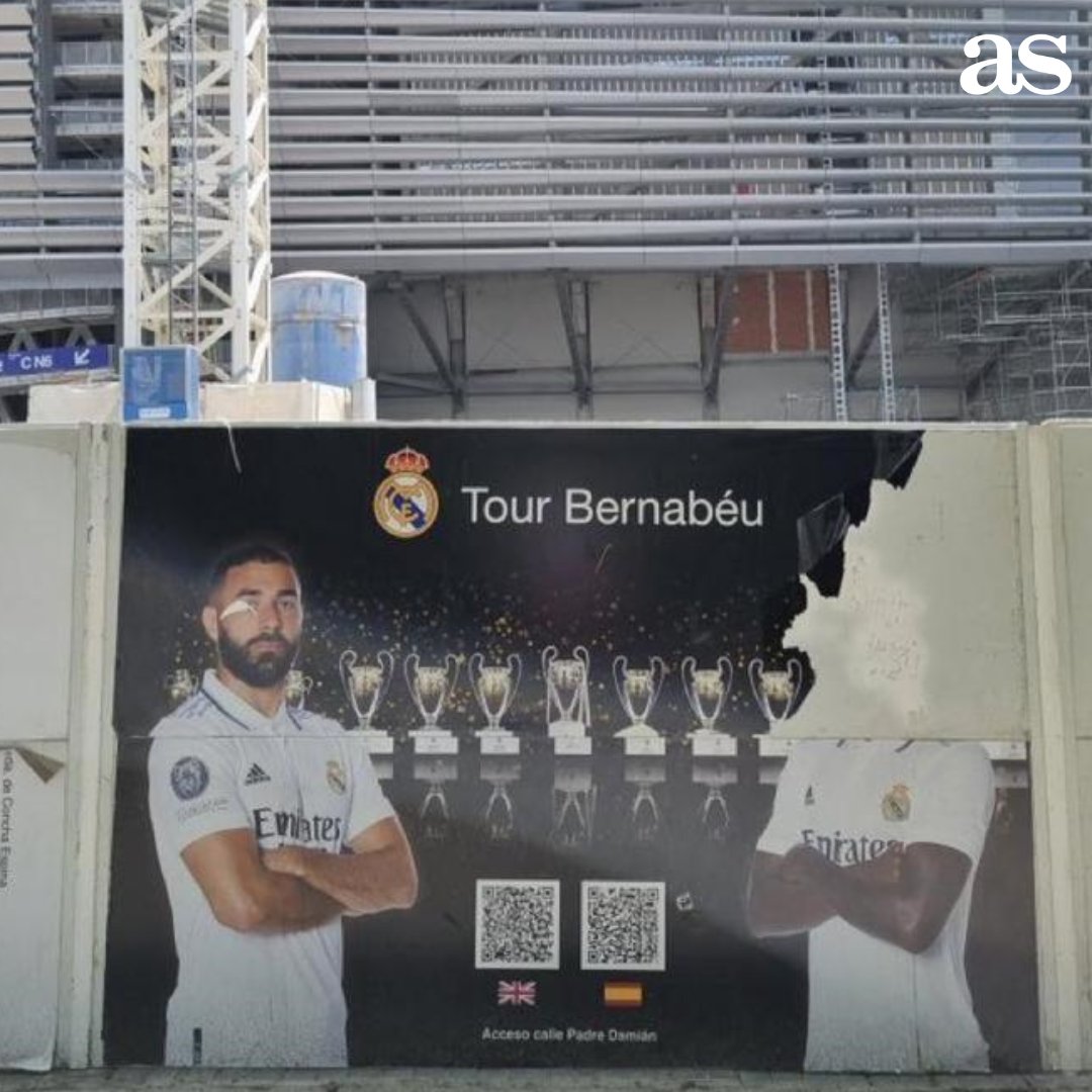 diarioas's tweet photo. 💥❌ ¡Arrancan la cara de Vinicius de un cartel en el Bernabéu! https://t.co/OIJ1IGseE7