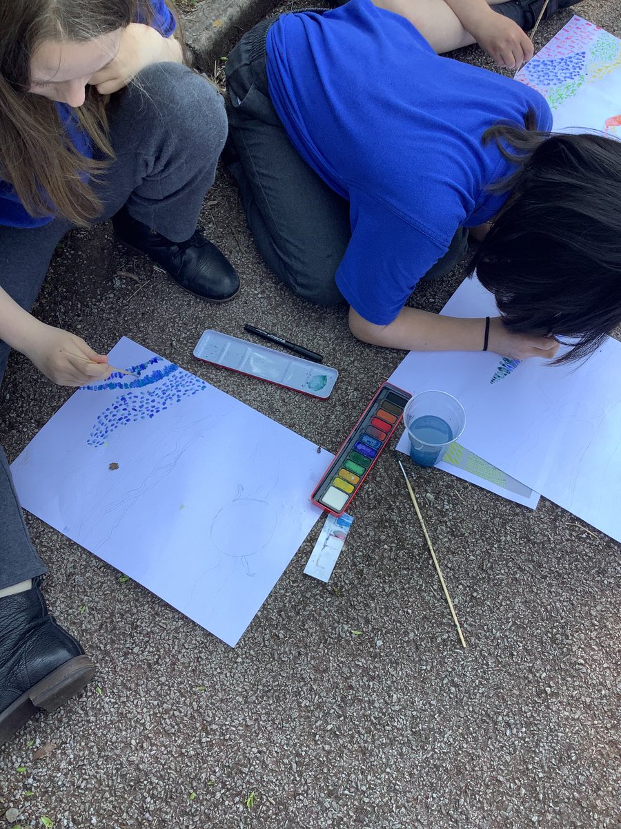 NPS5B's tweet photo. This afternoon we took our art lesson out into the sunshine. We have been inspired by the artist Ewa Rosa this week by creating seascapes and landscapes using patterns with watercolour paints 🖌 #npsart https://t.co/X6s1Pvdl1E