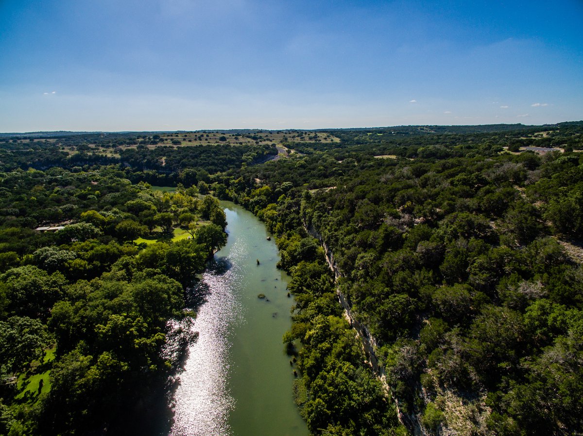 TexasLandMen's tweet photo. Discover Panther Creek Estates in Hunt, TX  
Exclusive community along the picturesque Guadalupe River. 8 properties, 12-21 acres, 6 on the river, 2 on Bear Creek. Enjoy a 1.4-acre river park. Paved road frontage, elegant electric gated entrance... 
https://t.co/ic1Co7L1Nr https://t.co/27FK3nHJcU