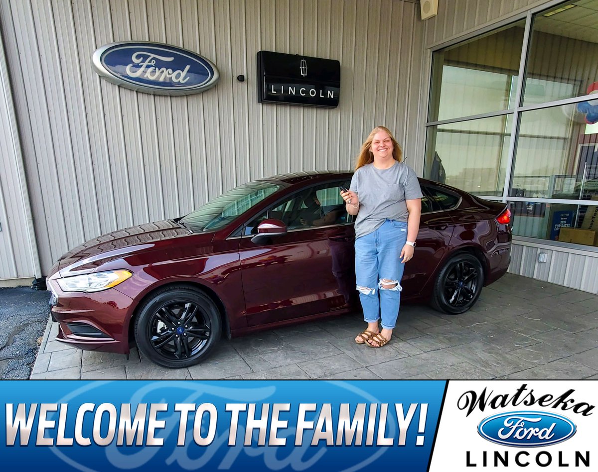WatsekaFord's tweet image. 🎉🚗 Big congrats to Samantha from Cissna Park on her new Ford Fusion! 🎉🎉 Enjoy the smooth ride and stylish design. Wishing you many unforgettable journeys ahead! 🌟✨ #NewWheels #FordFusionLove #DrivingInStyle #WelcomeToTheFamily #WatsekaFord 🚘❤️🎊