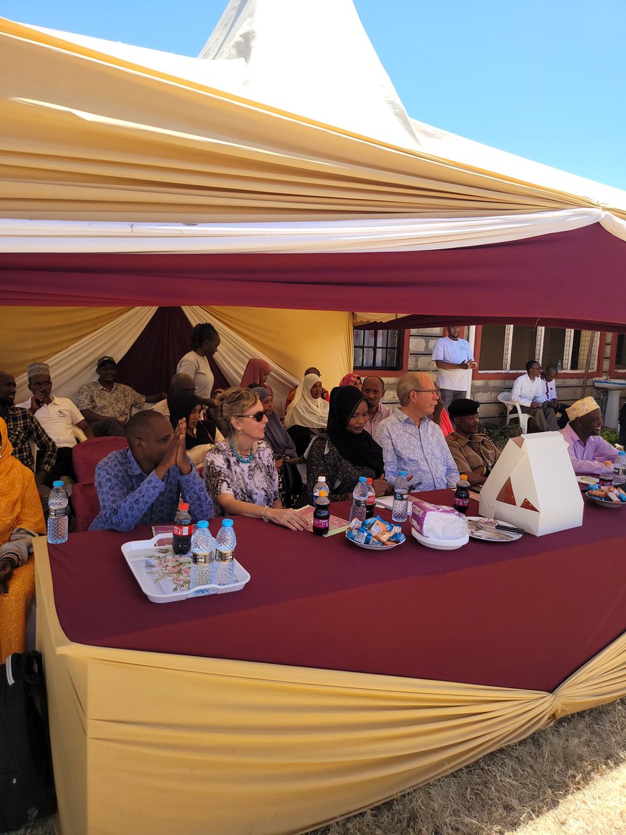 muminabonaya's tweet photo. This morning at Oasis of Hope Health centre- in partnership with Oasis of Hope,I joined 150-women drawn from Bulapesa and Burat ward for a launch of  six months training that is aimed at empowering them to better there lives.

#womenempowerment https://t.co/tfjfo95cZk
