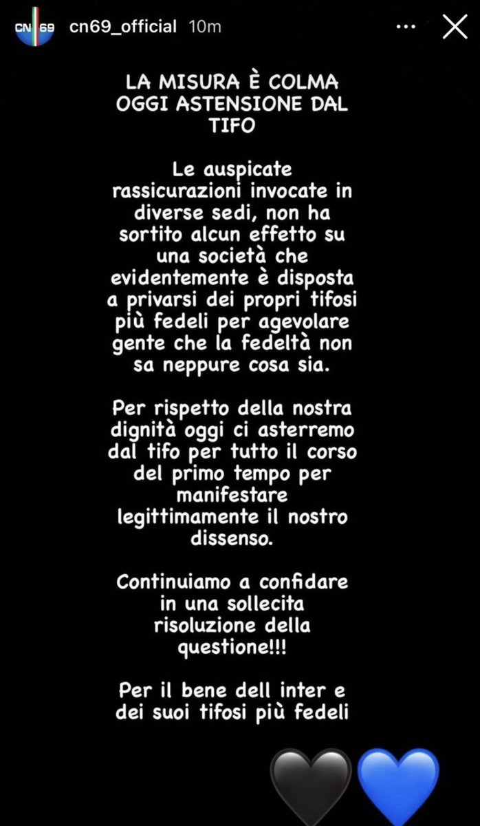 SoloAmala's tweet image. منافقي الكورفانورد أعلنوا عدم الهتاف للفريق بالشوط الأول أمام الفيولا الليلة لأن الفريق لم يمنحهم تذاكر كافية لحضور نهائي الأبطال ويطلبون من النادي توفيرها.