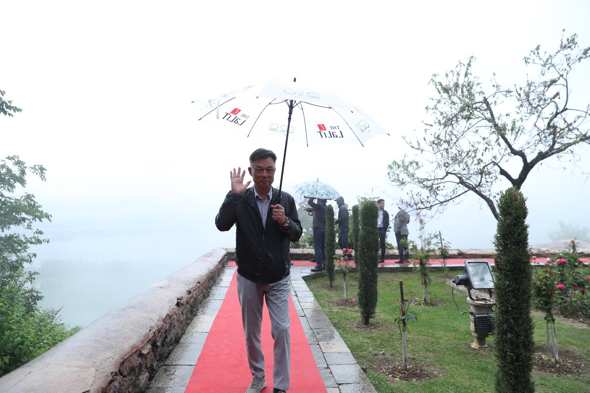 diprjk's tweet photo. #G20Kashmir
Exploring iconic landmarks of the ‘Paradise On Earth ' : Kashmir 

#G20 delegates visit Parimahal , the Abode of Fairies:
Perched upon the Zabarwan range, the most stunning vistas of Dal Lake unfurl from its terraces.
@PMOIndia 
@tourismgoi 
@OfficeOfLGJandK https://t.co/cI3xliE8Gf