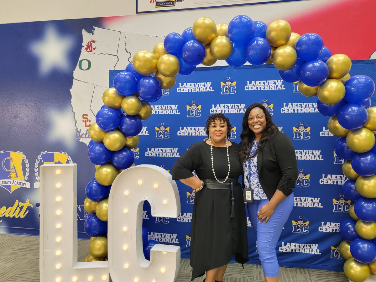 MrsEtalks's tweet photo. Had the pleasure of attending the Lakeview Centennial High School Senior awards! Congratulations Class of 2023! @LCHS_Patriots @LC_Counselors #Classof2023 https://t.co/9gI7DPiedh