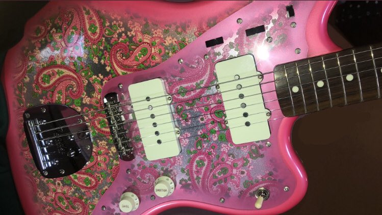 ゆりあ tweet media