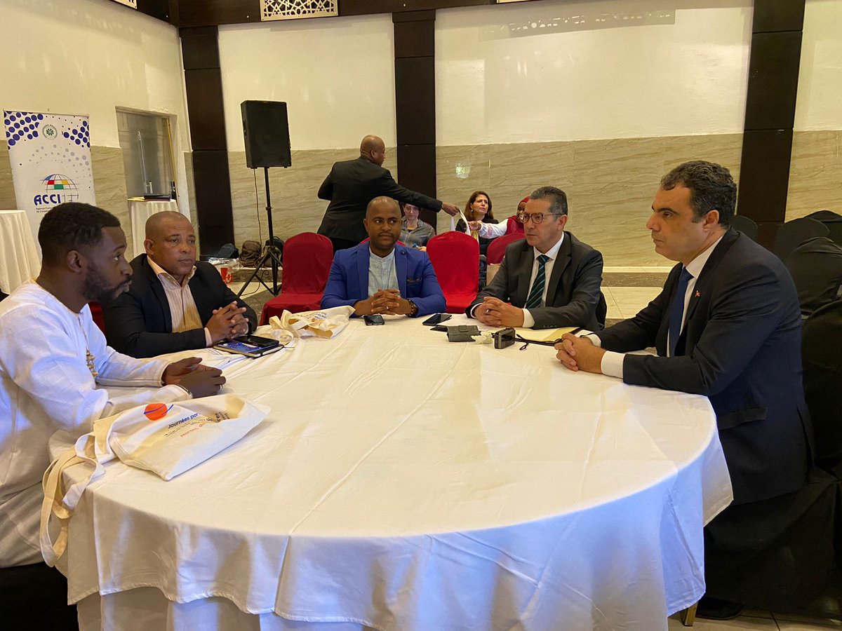 ATCTunisie's tweet photo. #ATCTunisie organise du 24 au 26 mai 2023 des journées portes ouvertes aux Comores en collaboration avec #isdb_group et #ACCI_2017 et avec la participation des représentants de plusieurs institutions tunisiennes des secteurs public et privé #CSSTr
https://t.co/eQCywciX0W https://t.co/yKNEmS6mOM