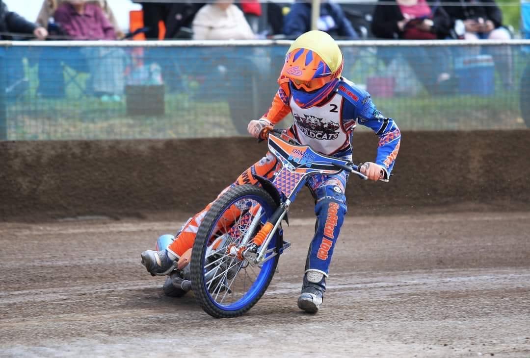 Sam Peters Racing tweet media