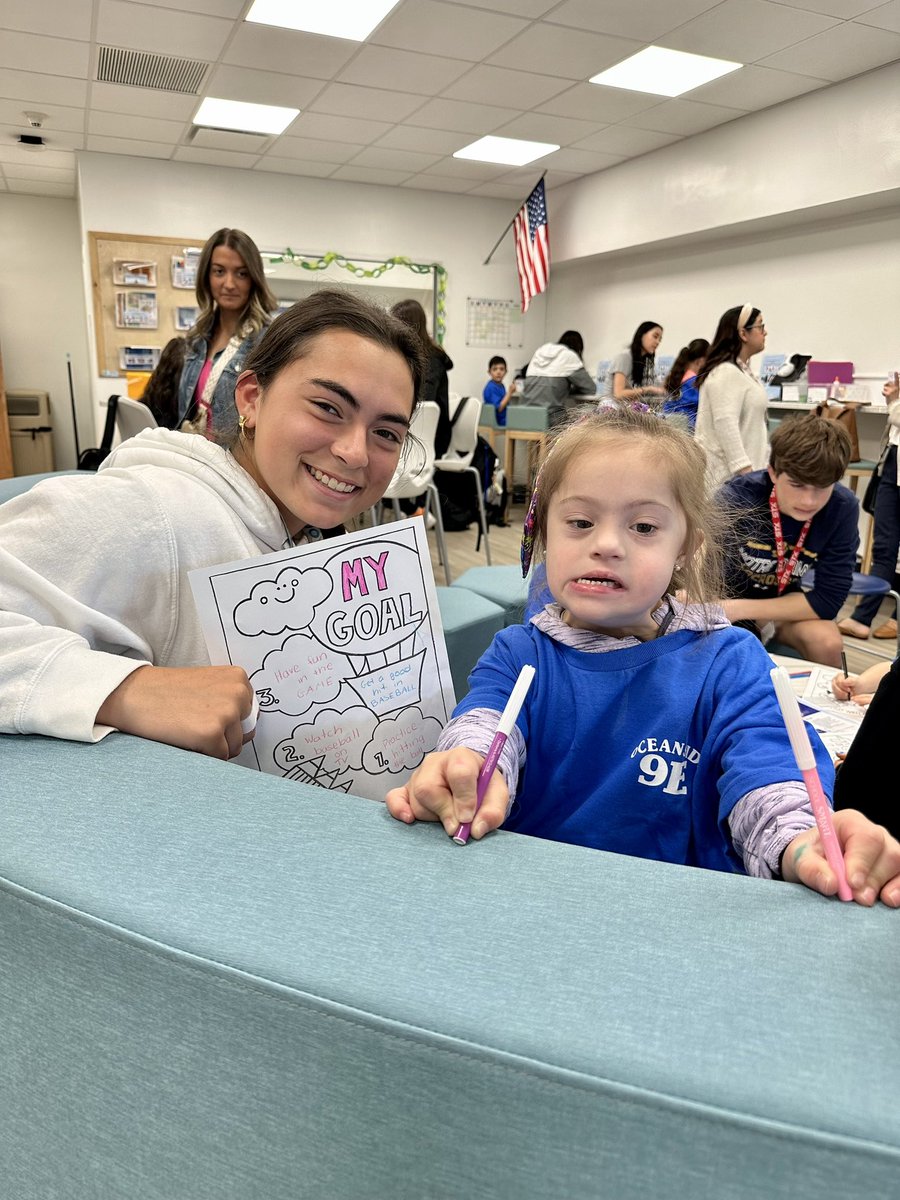 Joelle Hennessy tweet media