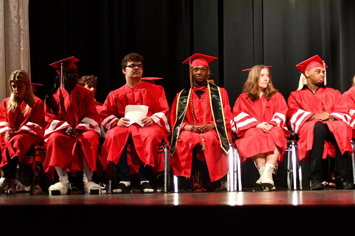 Lake Shore Public Schools tweet media