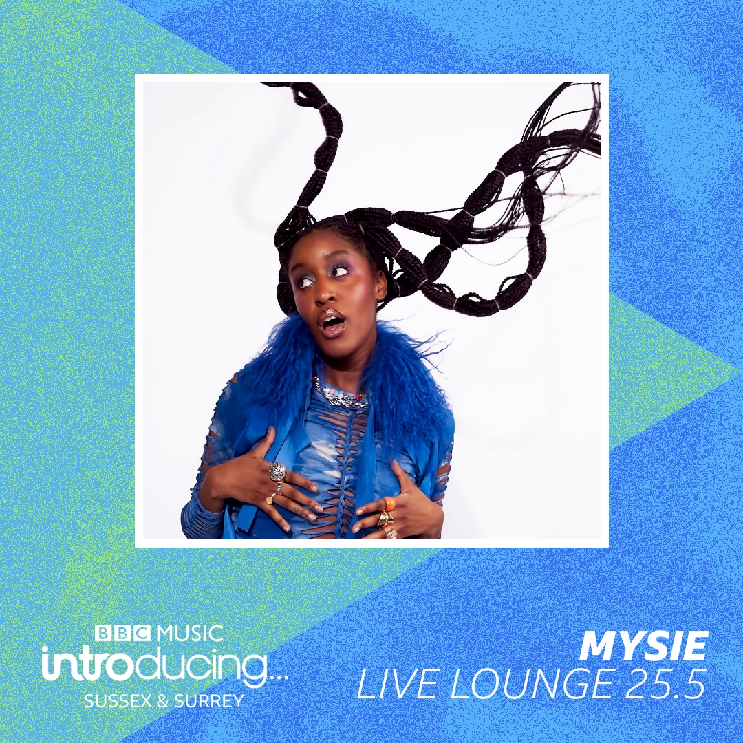 🎵 IN YOUR EARS!
Join me Thursday 8-10pm on @BBCSussex @BBCSurrey @BBCSounds for @mmmmysie in our @bbcintroducing Live Lounge and FRESH new tracks by
@downersmusic
@hotwaxbandd
@SNAYX_UK
@jbax_music
@Tthebeatmaker X @SLOfficial2021
@CheskaMoore
@Nomad_Shakes
@PROJECTOR_UK + more!