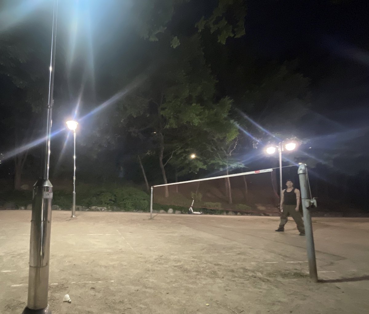 생각보다 평범함..
배드민턴 침 ㅋㅋㅋ