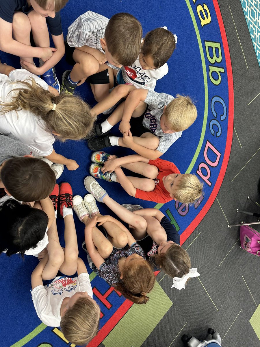mpowell_gses's tweet photo. Bubble gum, 🍬bubble gum 🍬in a dish 🧫 how many pieces do you wish? Counting, rhyming, playing, cooperating!! https://t.co/UrLATb7Qe9