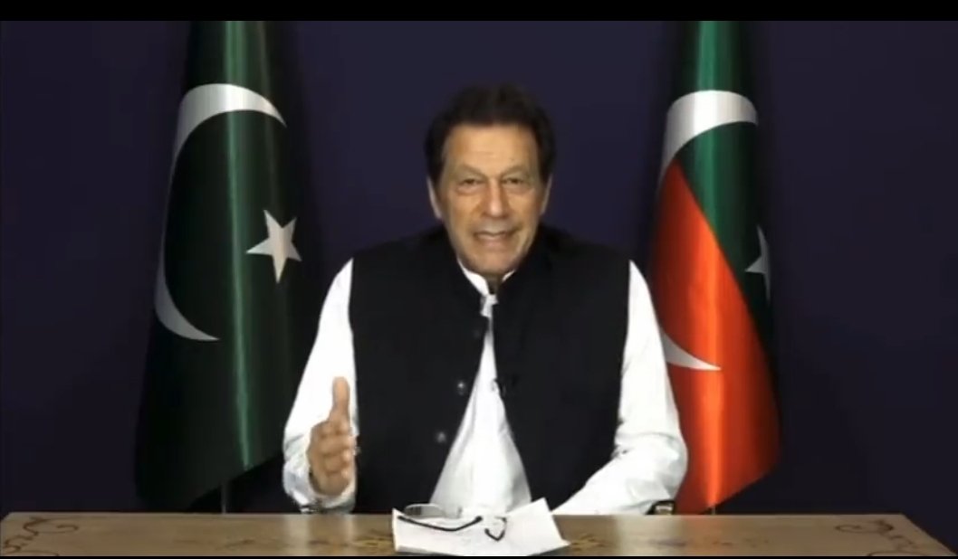 Gondal_444's tweet photo. میں کل ایک کمیٹی بناتا ہوں مذاکرات کے لیے اس کمیٹی کو سمجھا دیں
1) اگر میرے بغیر یہ ملک ٹھیک ہو سکتا ہے تو میں چھوڑ دیتا ہوں۔ 
2) اکتوبر میں انتخابات کروانے سے پاکستان کو فاہدہ کیا ہو گا۔ 
عمران خان
@TeamiPians 
#میں_کپتان_کیساتھ_ہوں_کیونکہ https://t.co/V6MPbzj1Aa
