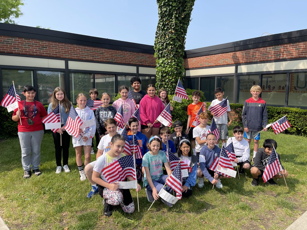 MrsFieldWI tweet media