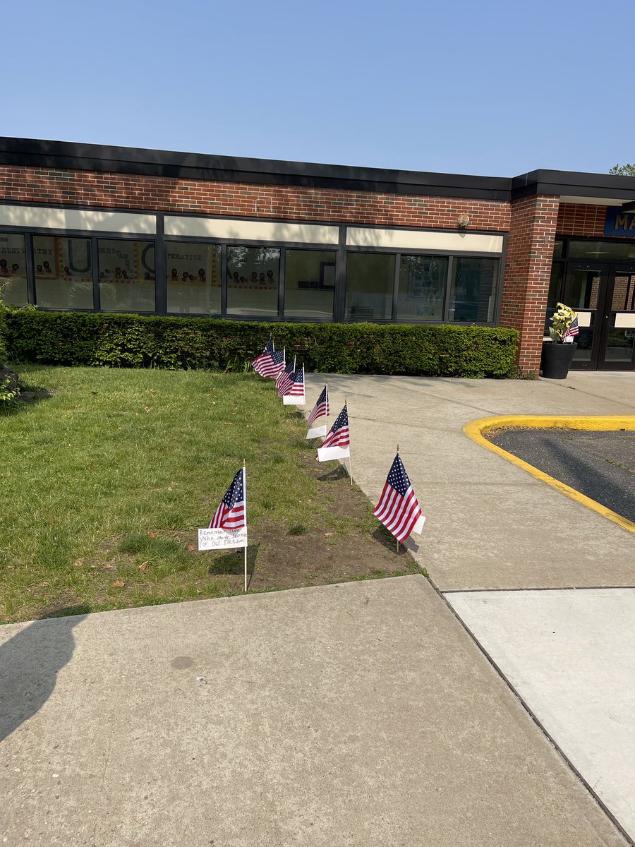 MrsFieldWI tweet media