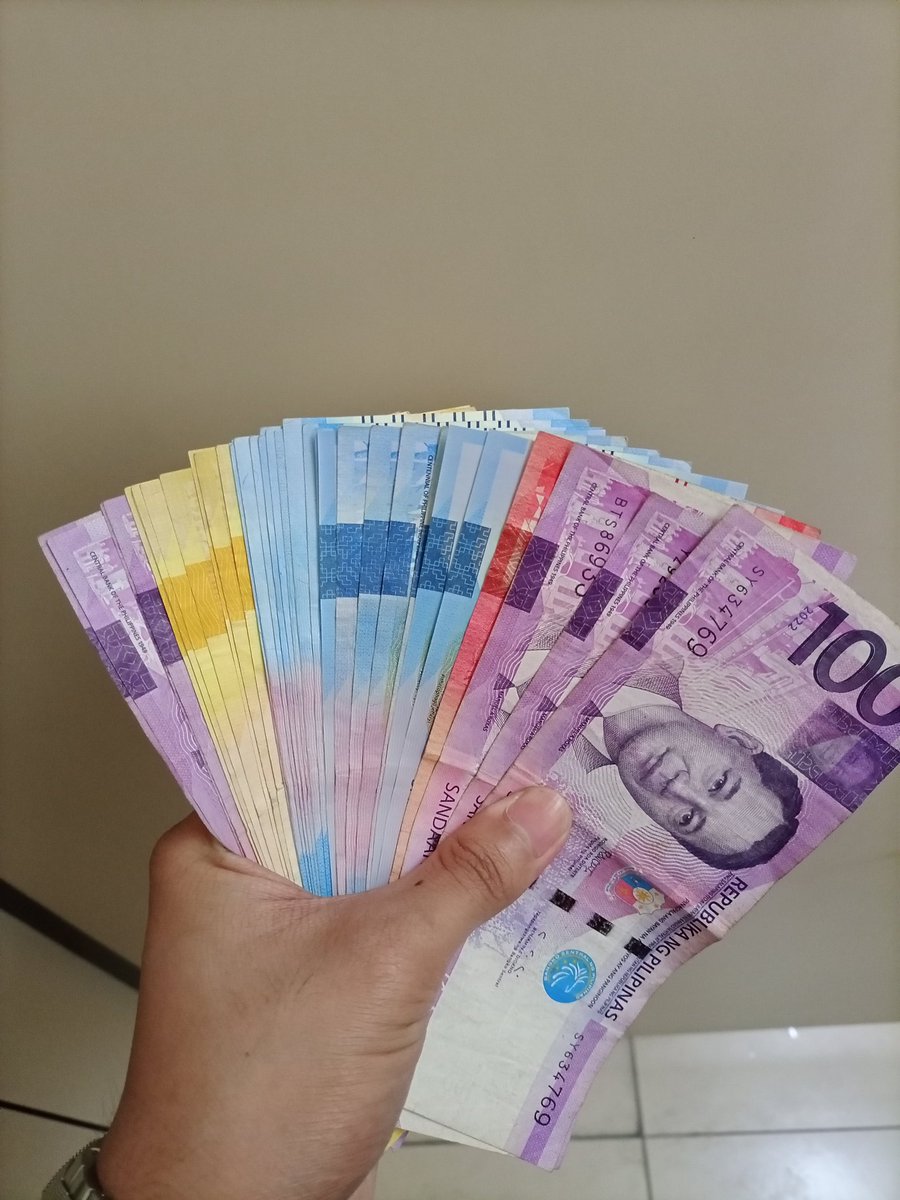 aarnhlr's tweet photo. Moneyfesting madalas ganto 🤞 https://t.co/YKLt7f7HBn