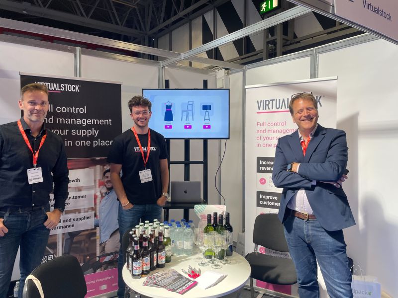 virtualstock's tweet photo. Join us for Happy Hour today at Stand E2 between 4pm-5pm @etailexpo to discuss how our platform will benefit you, over a drink!
We look forward to seeing you!🍸🍾🎉 #IRX #InternetRetailing #eCommerce #irx23 #edx https://t.co/UXvzvmkRuM