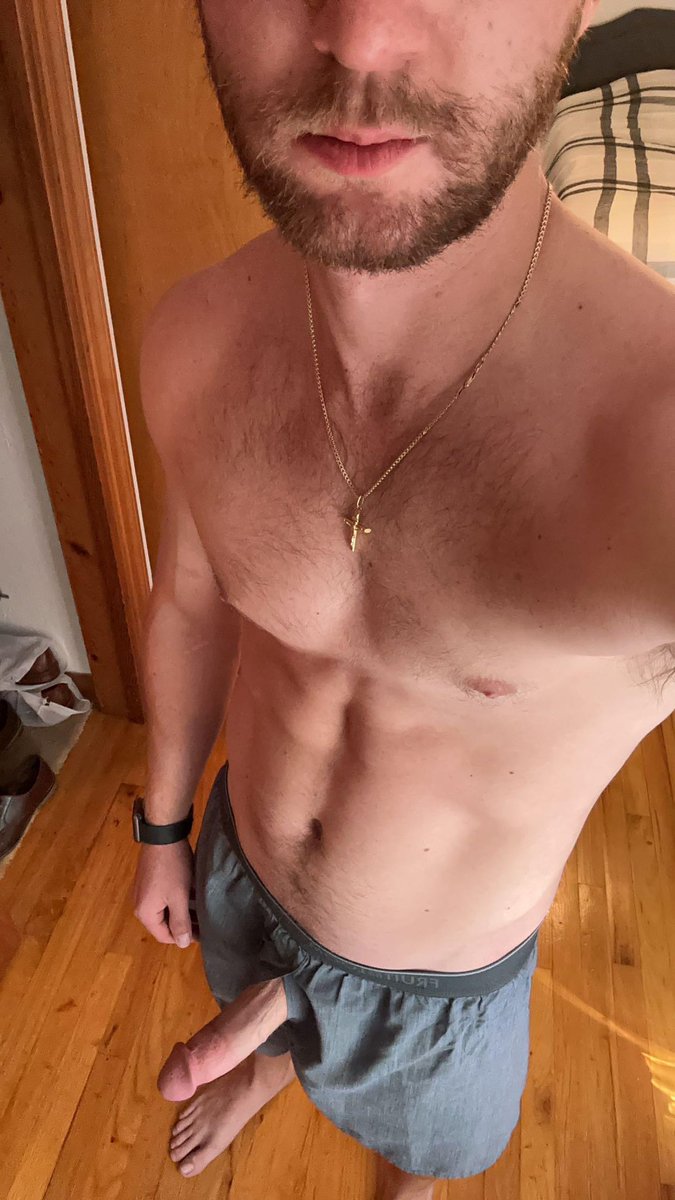ThroughtheFly13's tweet photo. Can I fill your ass with cum? https://t.co/UK4N7I55iq
