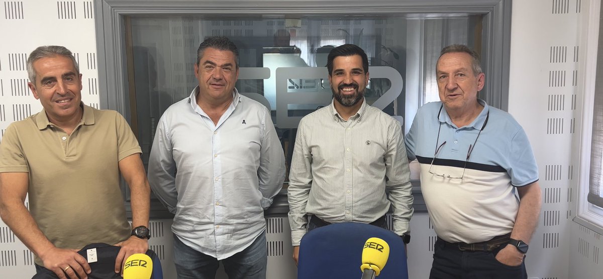 🎙️📻
#SerDeportivosGuadalajara 
Programa Miércoles (24/05/2023) 

Novedades Dépor 

🤔Tertulia Pasión Morada🤔

🎙️<a href="/Joseleader/">José A Esquivias.</a> <a href="/JAMontes3/">J. A. Montes</a> y <a href="/FjeaFjescamilla/">FJEA</a> 

Invitado <a href="/sergirub/">Sergio Rubio</a> 

⏯️🎧👇
cadenaser.com/audio/ser_guad… vía <a href="/SerGuadalajara/">SER Guadalajara</a>