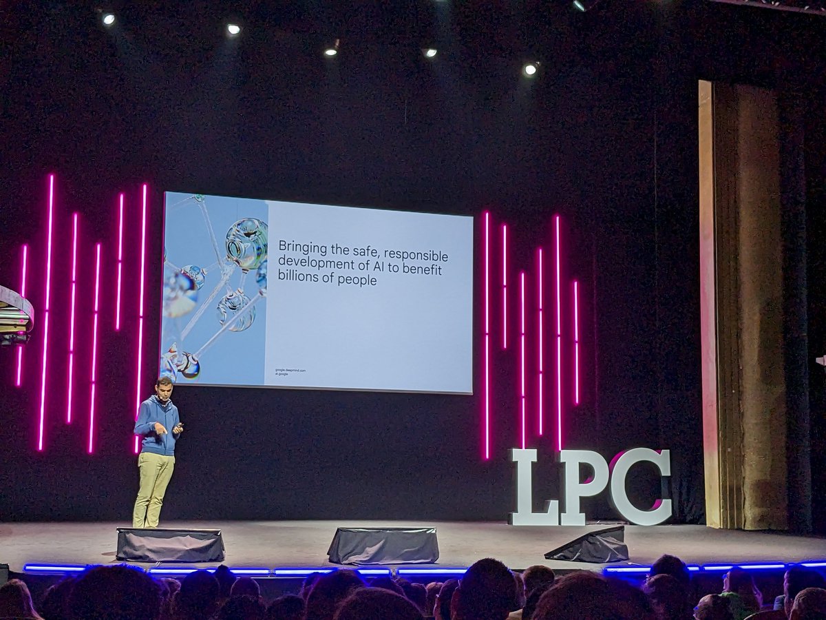 😱 Am I out of a job? Considering large language models and generative AI, that’s the question Mehdi Ghissassi, Director of Product Management <a href="/Google/">Google</a>) has given some answers with new roles as Research PM and Responsible PM! 

#lpc2023 #product #GenerativeAI