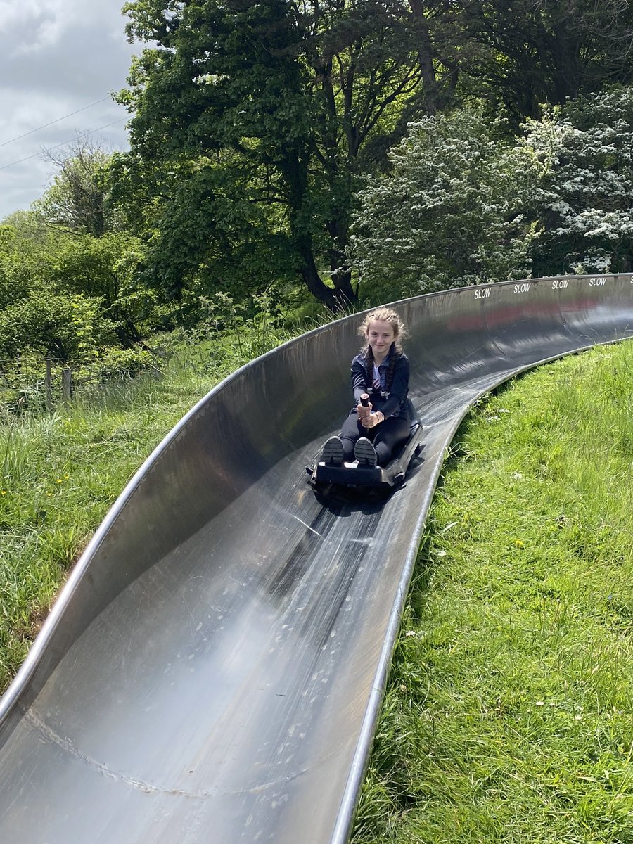 MissEdge tweet media