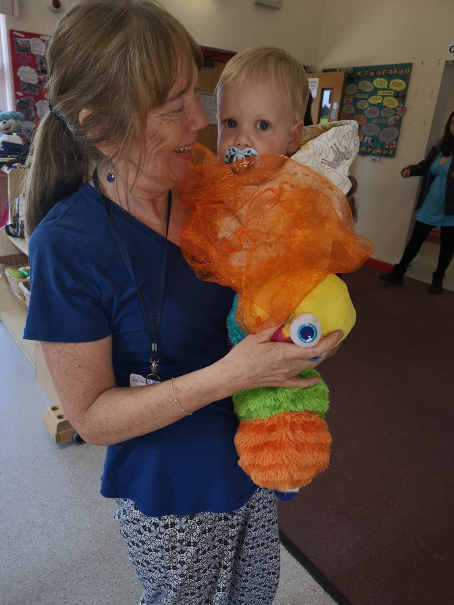 PlacesProject's tweet photo. Lots of fun inside & out at Oldhams Church Wiggle Tots today. The children especially loved the water play, dressing up & singing with Wiggle before saying bye-bye until next time See you soon #WiggleWorship #FunWithGod @DioManchester https://t.co/om6wYceDy1