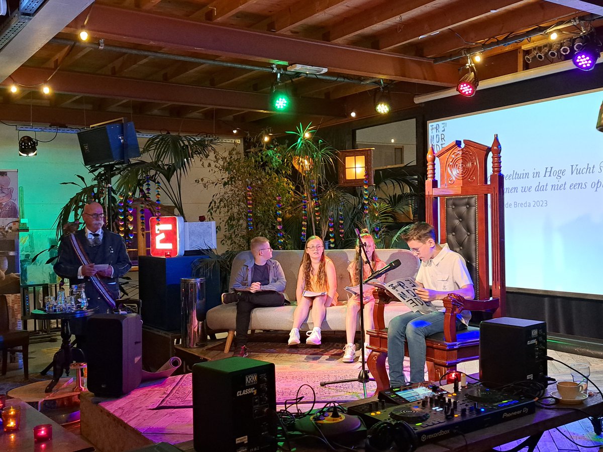 Luisteren naar adviezen van Bredase kinderen voor de stad en dorpen bij de Kindertrendrede in Electron Breda. #kindertrendrede
