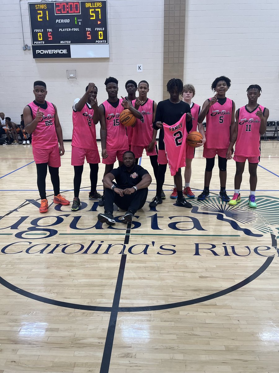 GREAT SHOWING AT THE SOUTHERN EXPOSURE SHOWCASE WE WENT 4-0 <a href="/MyLineOfChamps/">Independent Hoops</a> <a href="/nyblbball/">#NYBL</a>