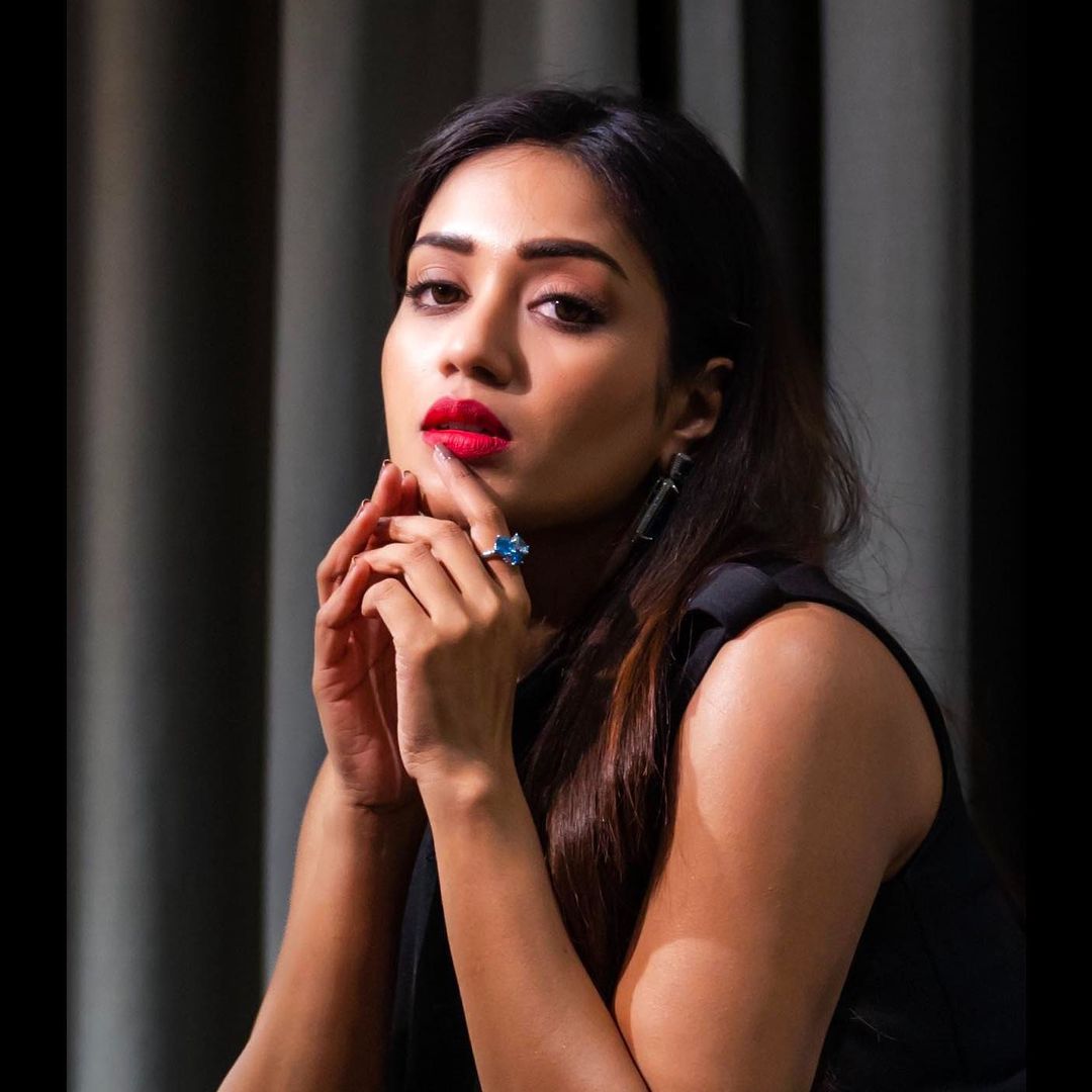 Nivethapethuraj tweet media