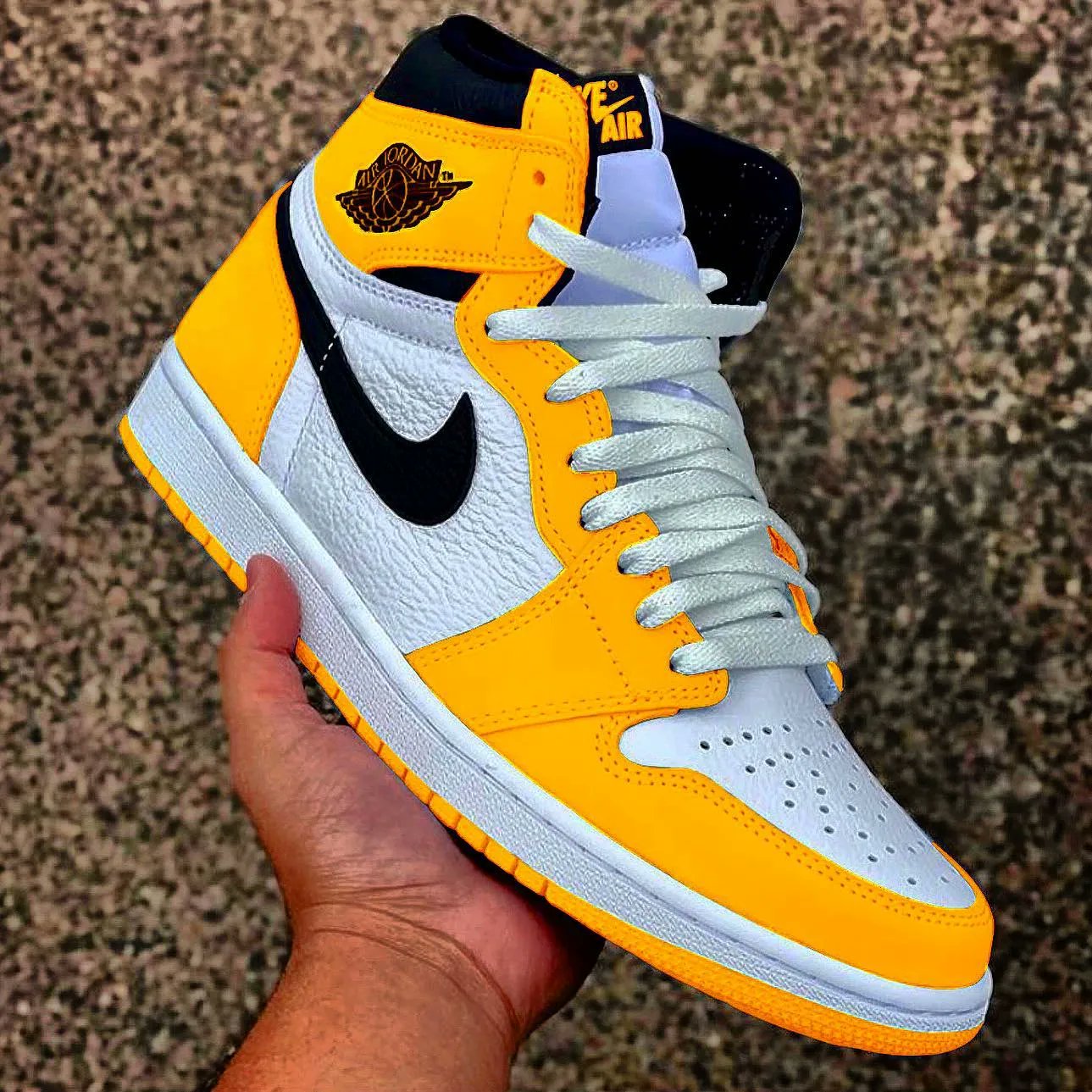 air jordan 1 yellow ochre