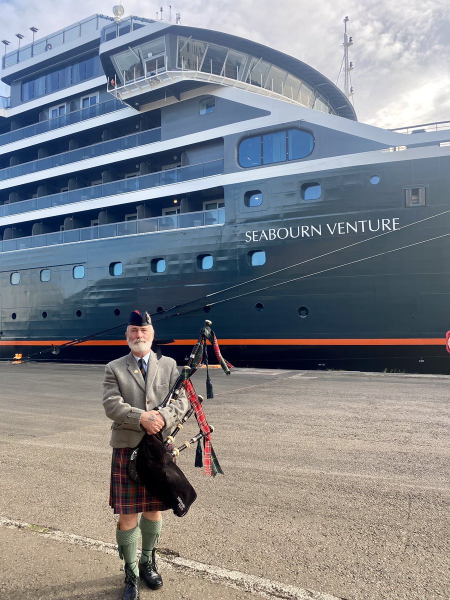 CapitalCruising tweet media