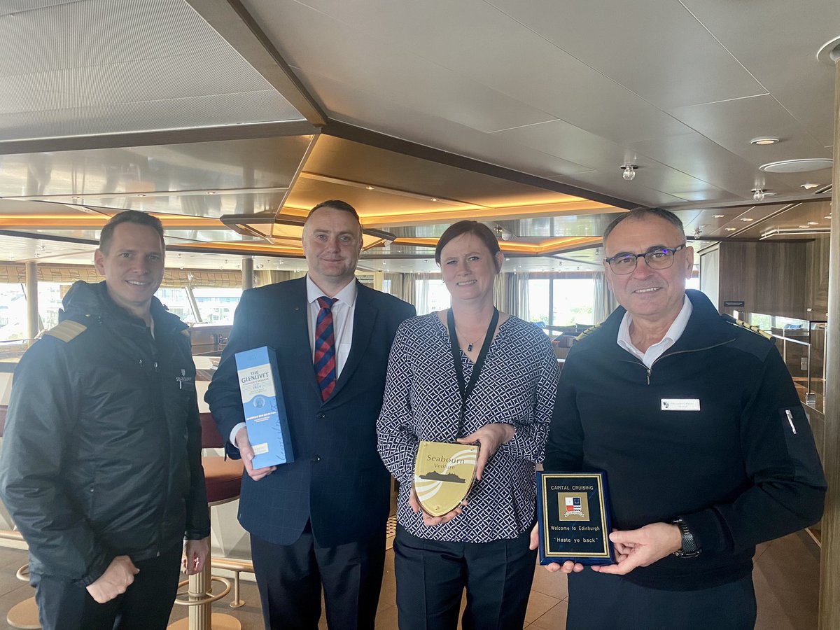 CapitalCruising tweet media