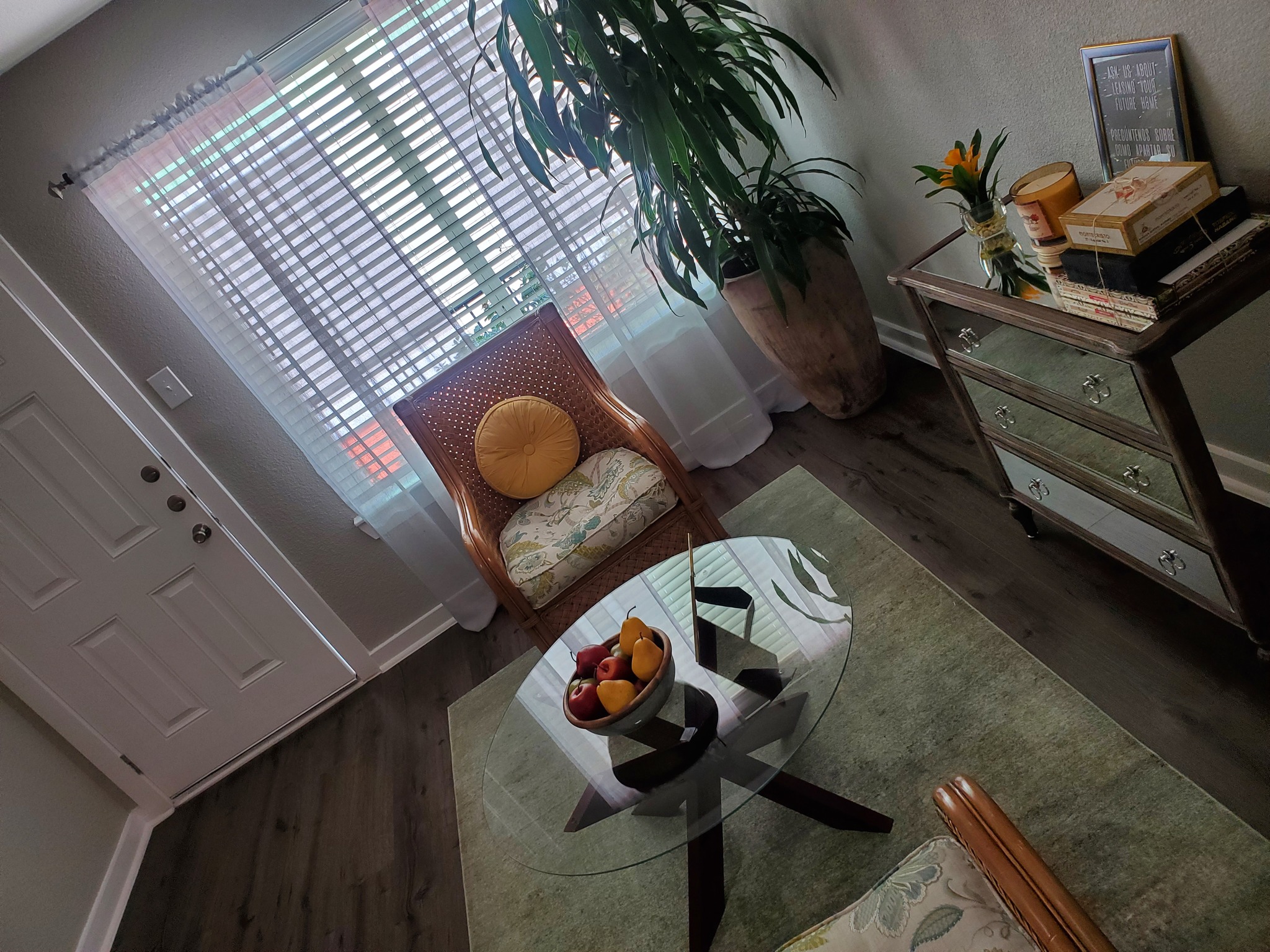 Gladys Leasing (gladysclms2020) / Twitter