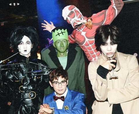 kibuumday's tweet photo. happy 15th anniversary to the family i never knew i needed. being able to enjoy every moment with all of you for half of my life made everything more meaningful and bearable. thank you for the music thank you for coming together as shinee 🤍🥺 https://t.co/tebVove4Ql