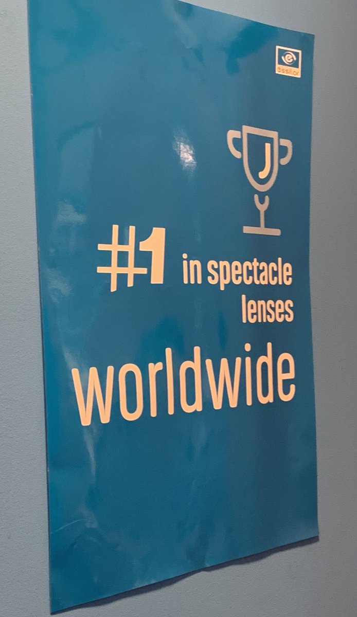 HHICProject's tweet image. Sometimes the unexpected happens! Thank you to the @GoshSight dispensing opticians Jess and Rosie plus Dane and the team @Essilor London Glazing for their speedy work to make these beautiful glasses same day for a participant today! #team #researchrocks