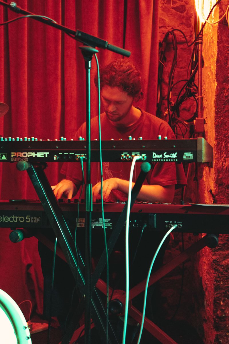 Prima Volta  tweet media