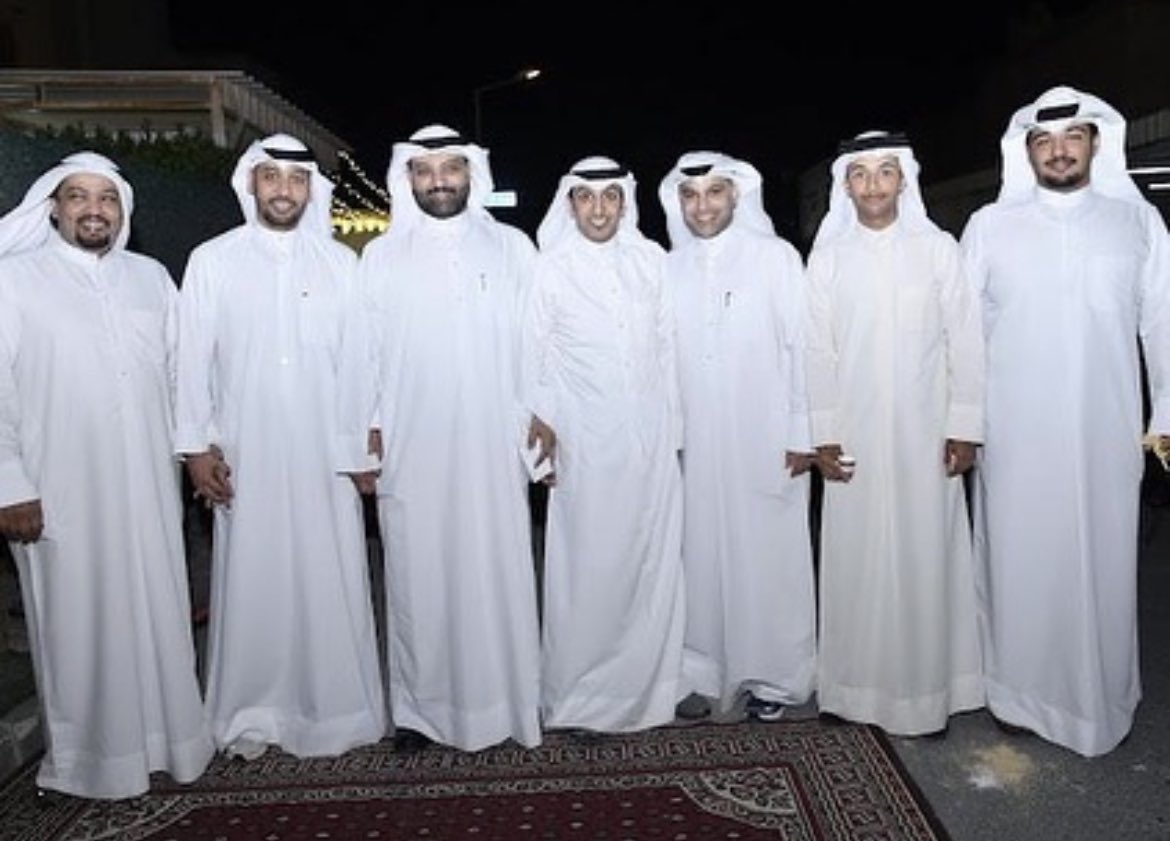 #افراح_الرشايده 
#د_محمد_منصور_صنت_الرشيدي
#محمد_منصور_الرشيدي 
#مرزوق_خلف_الجفين_الرشيدي 
حضور الدكتور محمد منصور صنت البراك لغقبة الاخ العزيز مرزوق خلف الجفين الرشيدي