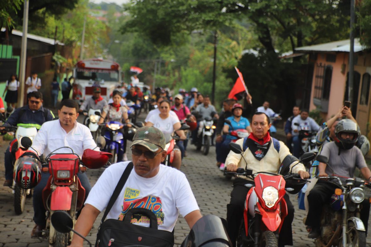 #FuerzaDeVictorias
#LeónRevolución 
Leon rinde honor a nuestro héroe Germán Pomares