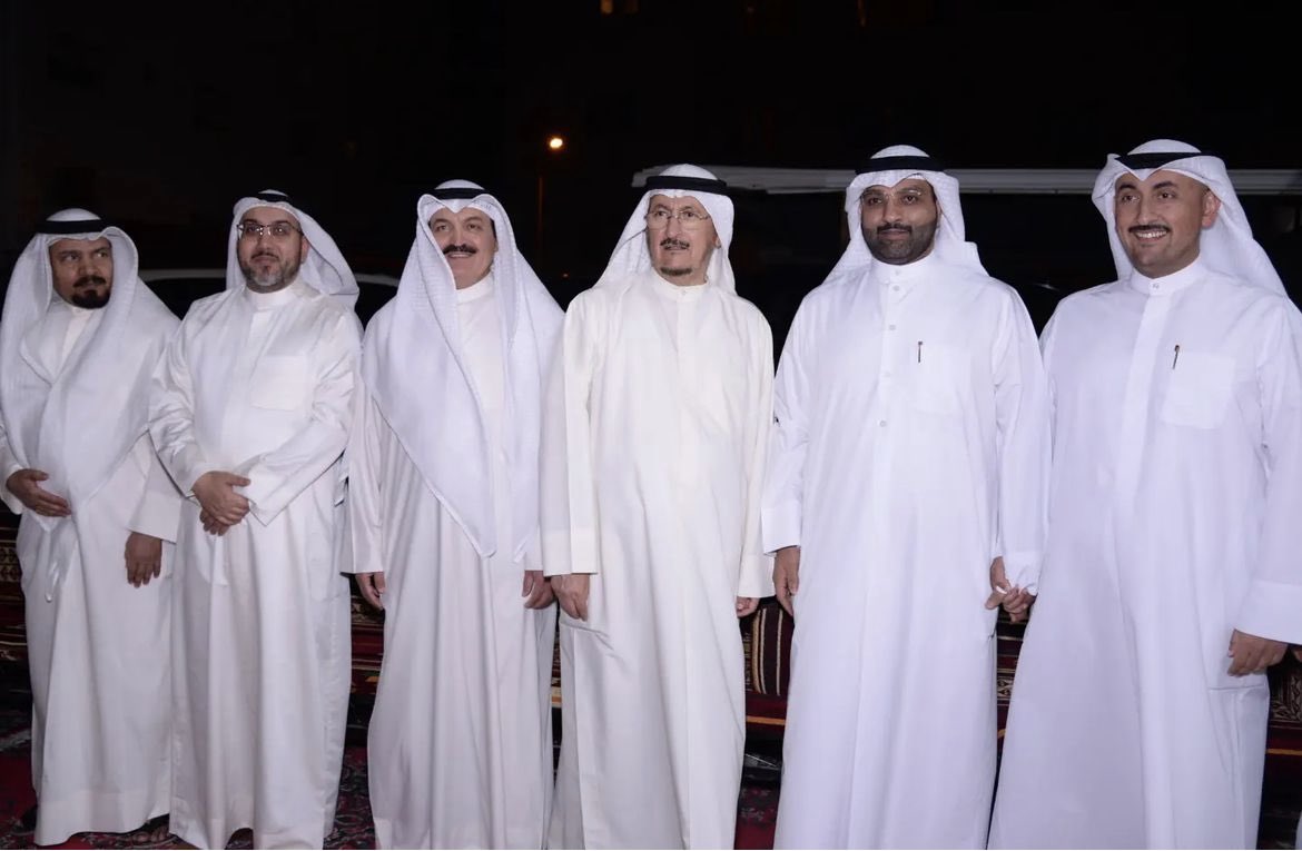 #افراح_الرشايده 
#د_محمد_منصور_صنت_الرشيدي
#محمد_منصور_الرشيدي 
#غبقة_معاذ_الدويله
#معاذ_الدويله 
صوره تذكاريه لحضور الدكتور محمد منصور صنت البراك لغبقة المرشح الاخ معاذ الدويله