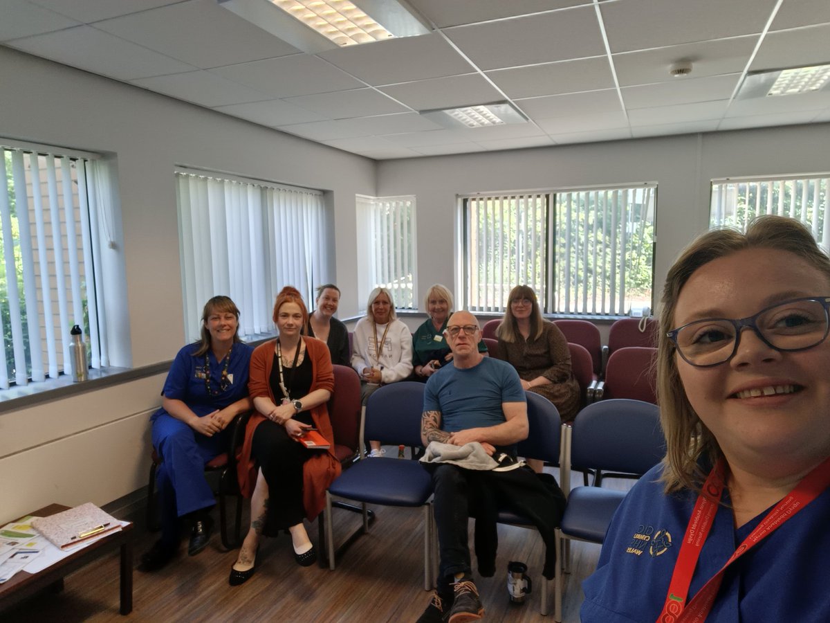 Another great learning disability champion training session in WGH today, a few people missing but we all had experiences and knowledge to share. Such a great session 🥰 #Training #nurses #Champions #education @HywelDdaHB @ElizabethHayday @MissALH @TeresaHassell @lauraa6954