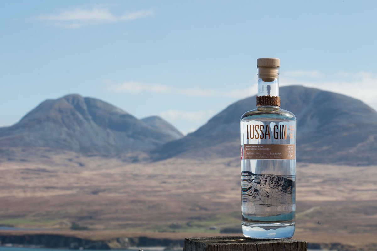 The Isle of Jura Fell Race takes place this Saturday with 7 summits to run over 28kms and a time to beat of 2 hours 58 minutes. Good luck everyone. #lussagin #isleofjura #jurafellrace #jura